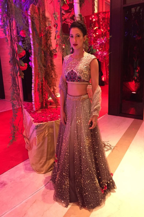 The lovely Gauahar Khan looks gorgeous in Monika Nidhii